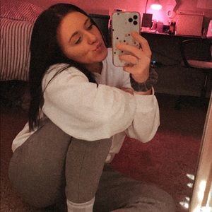 Meet your Posher, Sydnee